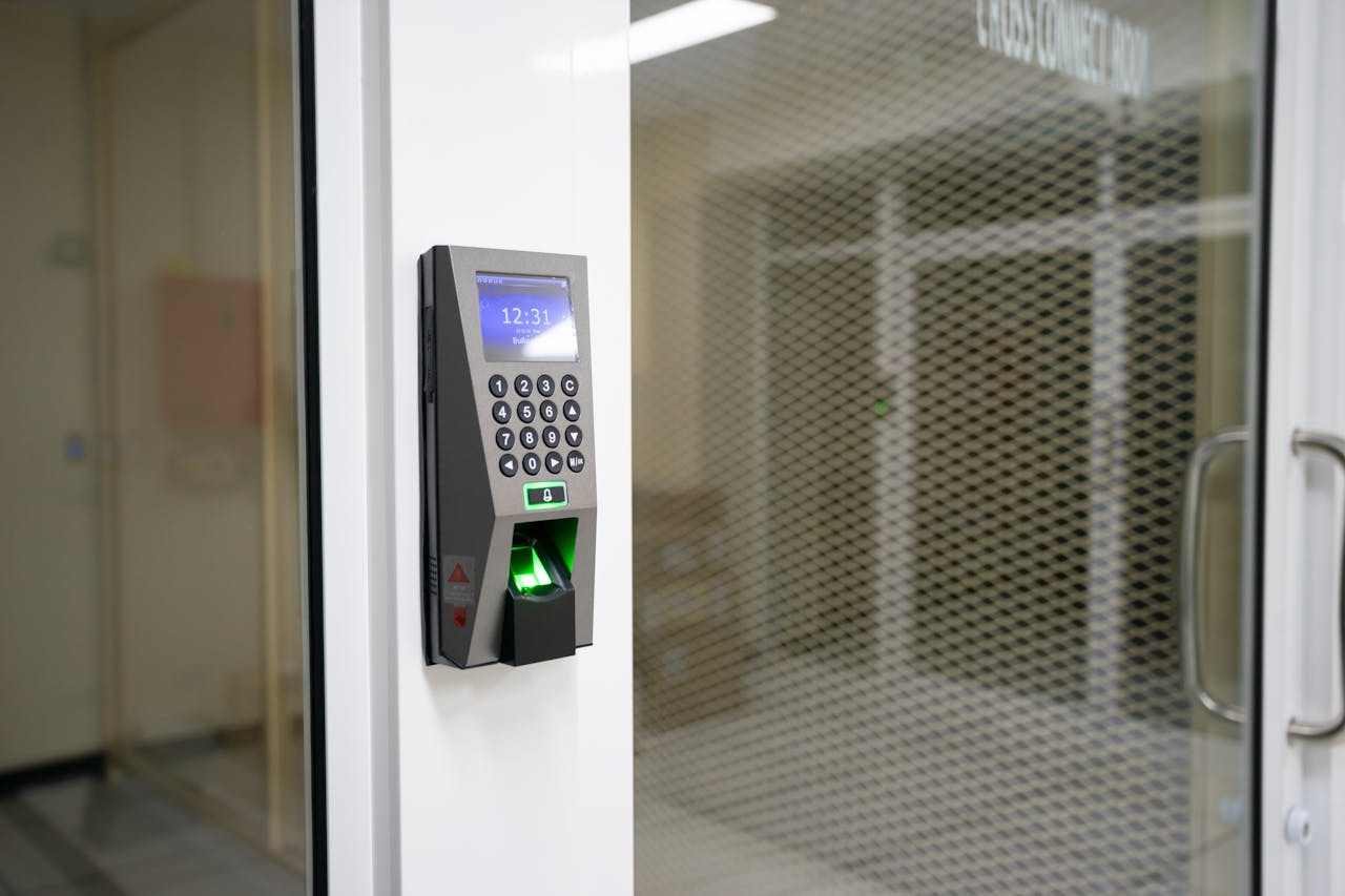 programs-04 A modern fingerprint scanner for secure access control in an office environment.
